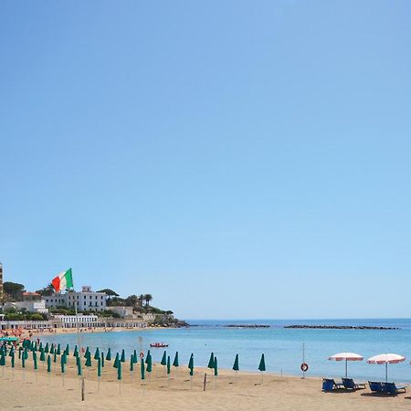 Beautiful Home In Fiumicino With Wifi Exterior foto