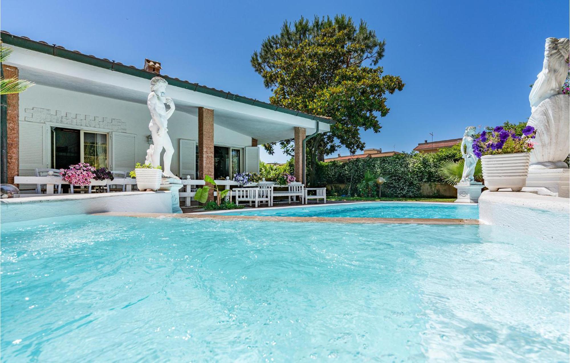 Beautiful Home In Fiumicino With Wifi Exterior foto