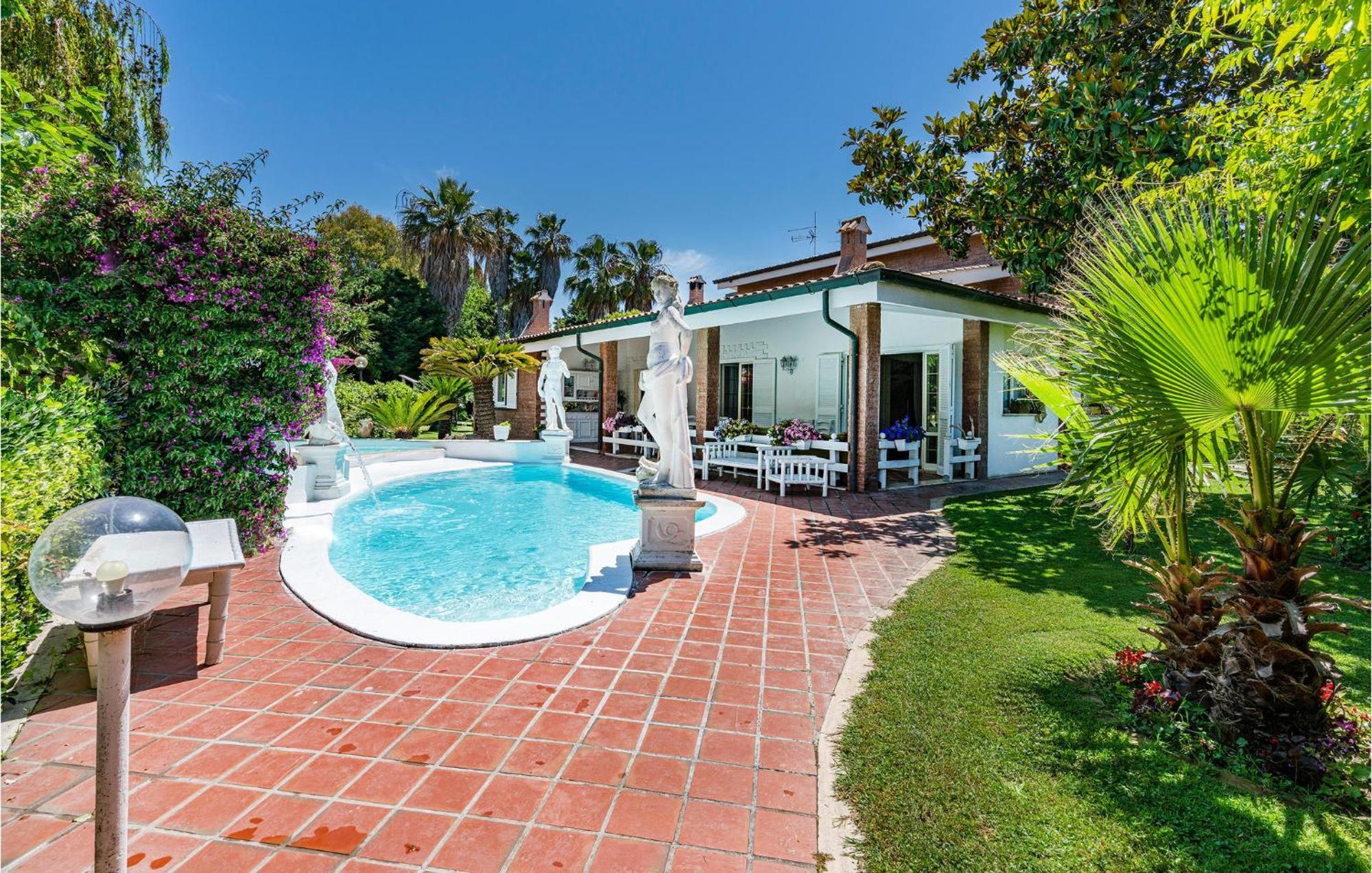 Beautiful Home In Fiumicino With Wifi Exterior foto