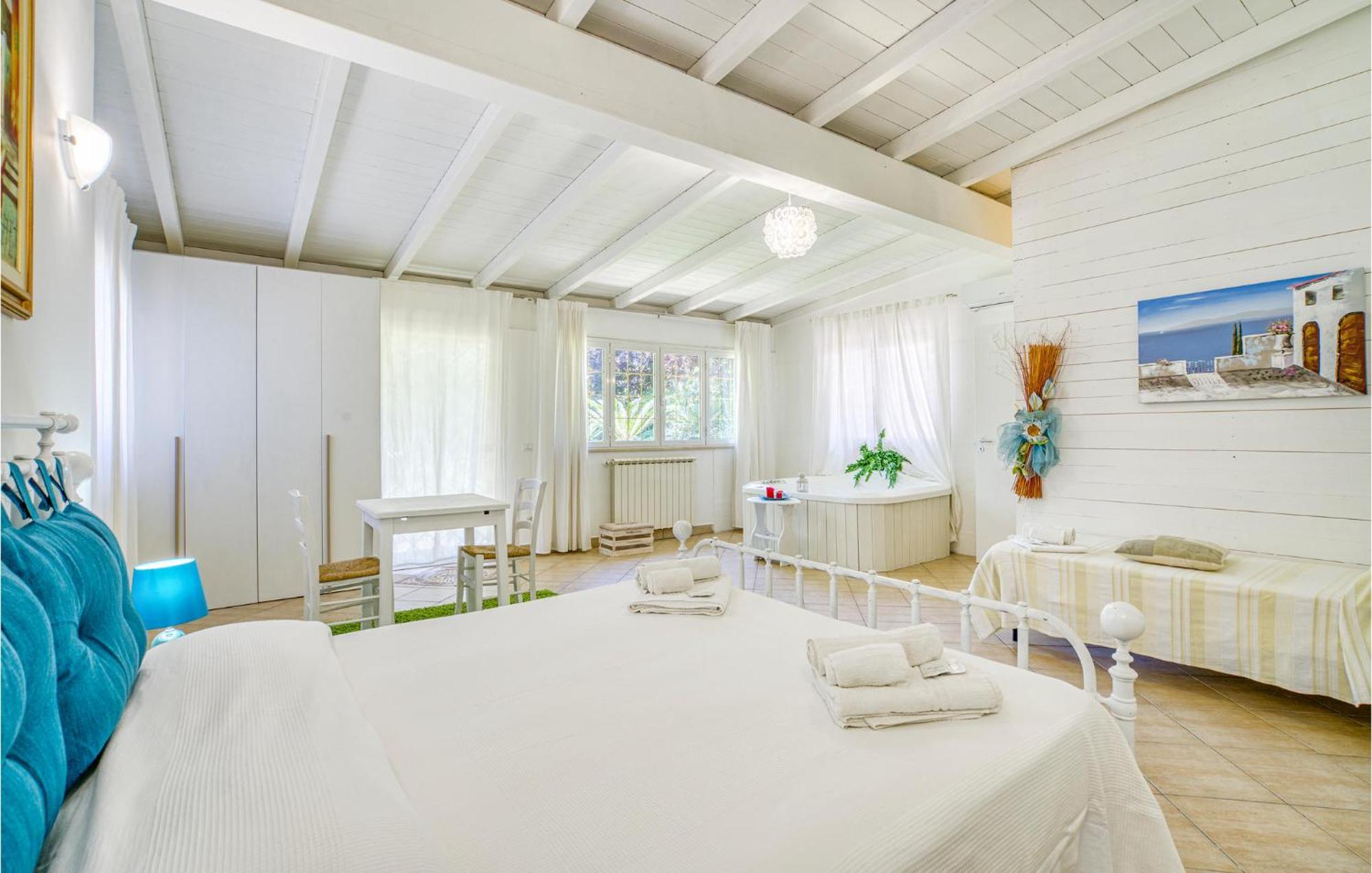 Beautiful Home In Fiumicino With Wifi Exterior foto